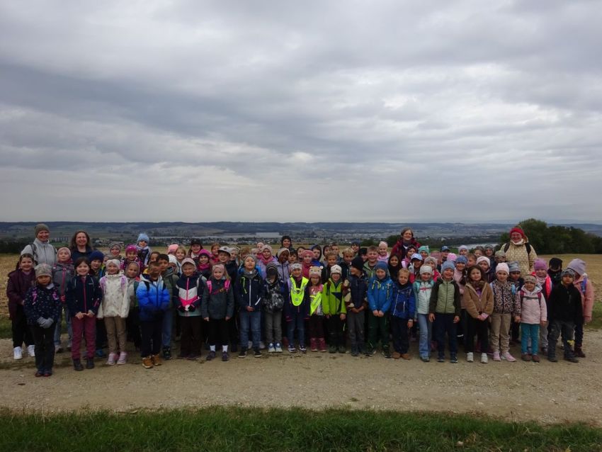 Gruppenfoto GS Teisbach beim Wandertag